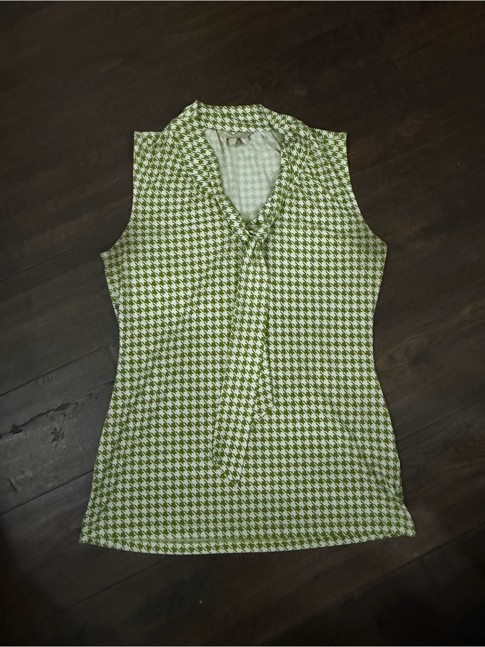 Banana Republic Green Houndstooth Sleeveless Tie-Neck Camisole
